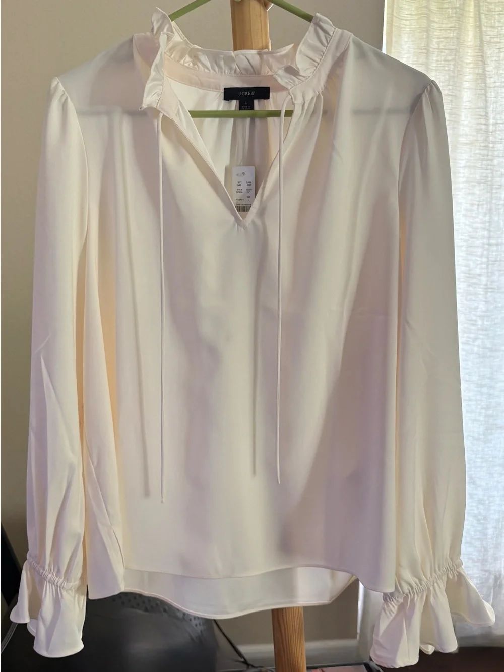 J. Crew Cream Ruffle-Tie Long-Sleeve Blouse. Ivory. Size L.